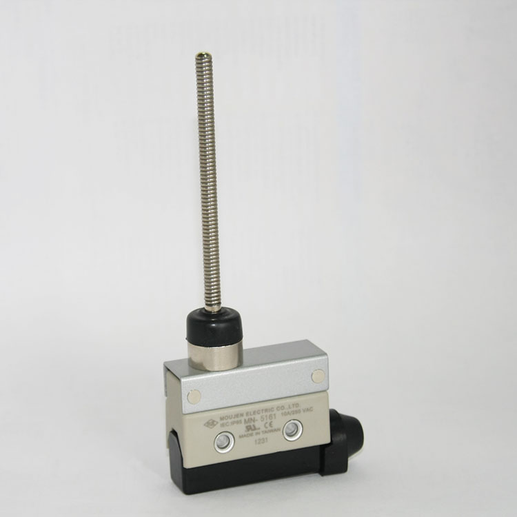 MN-5161-1.jpg